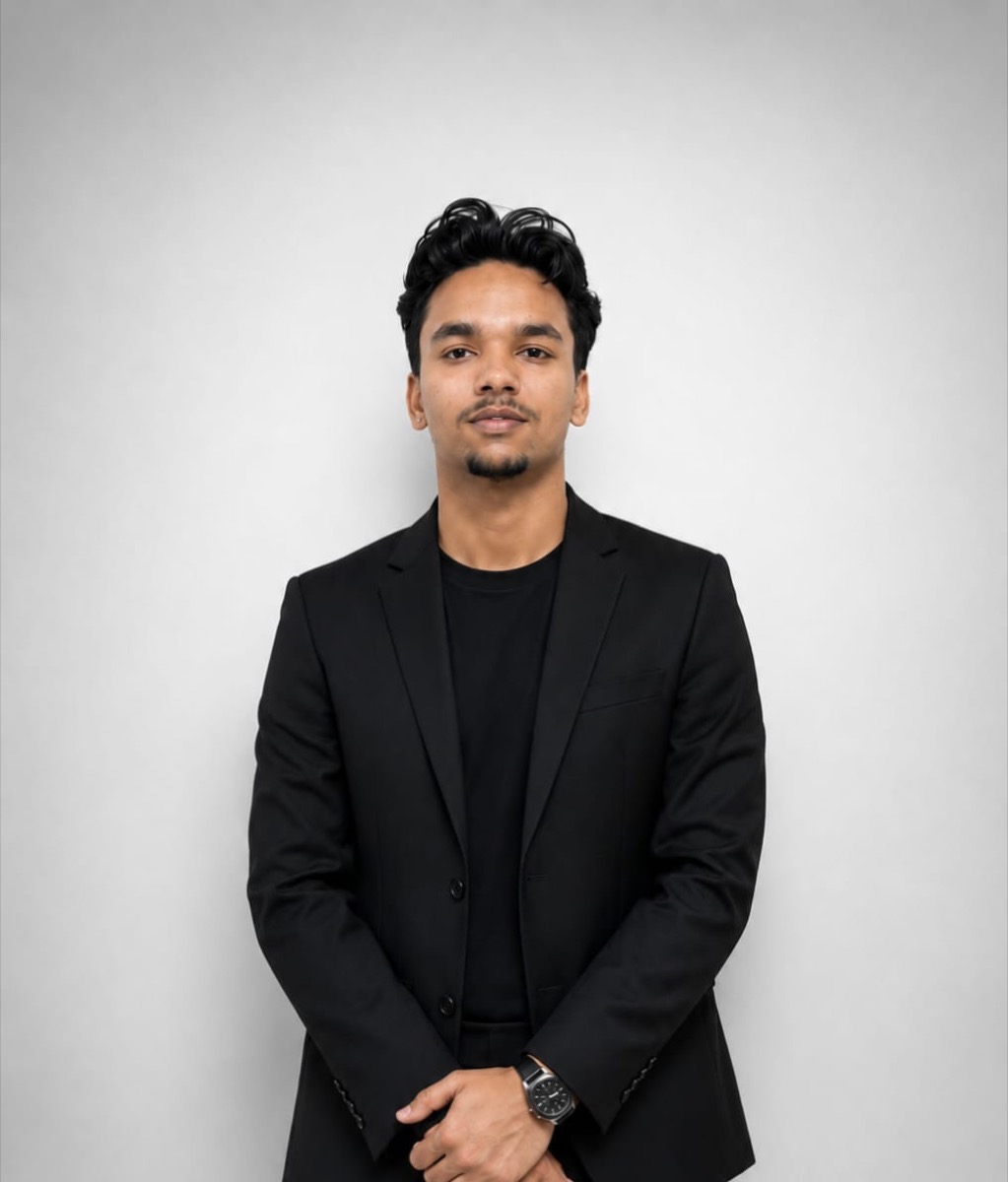 Gautam Shah, Accountant Officer
